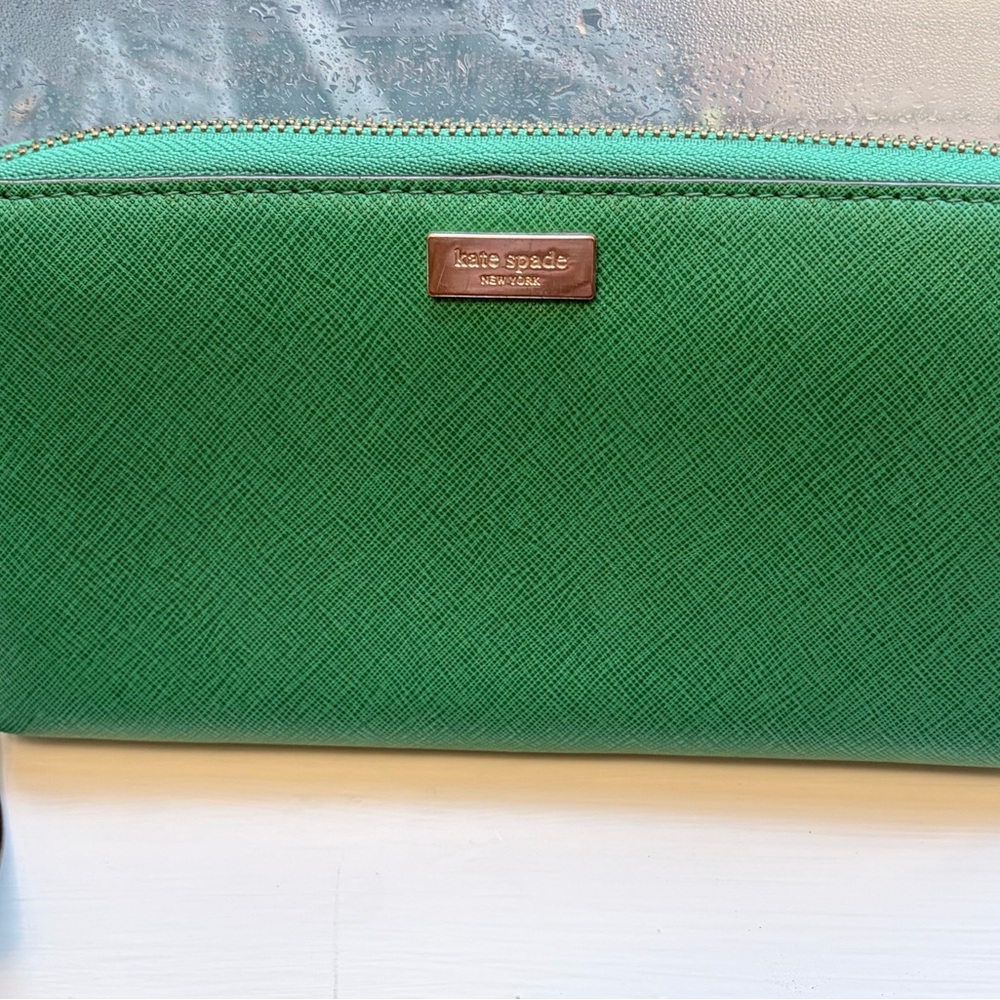 Kate Spade Green Women's Leather Wallet